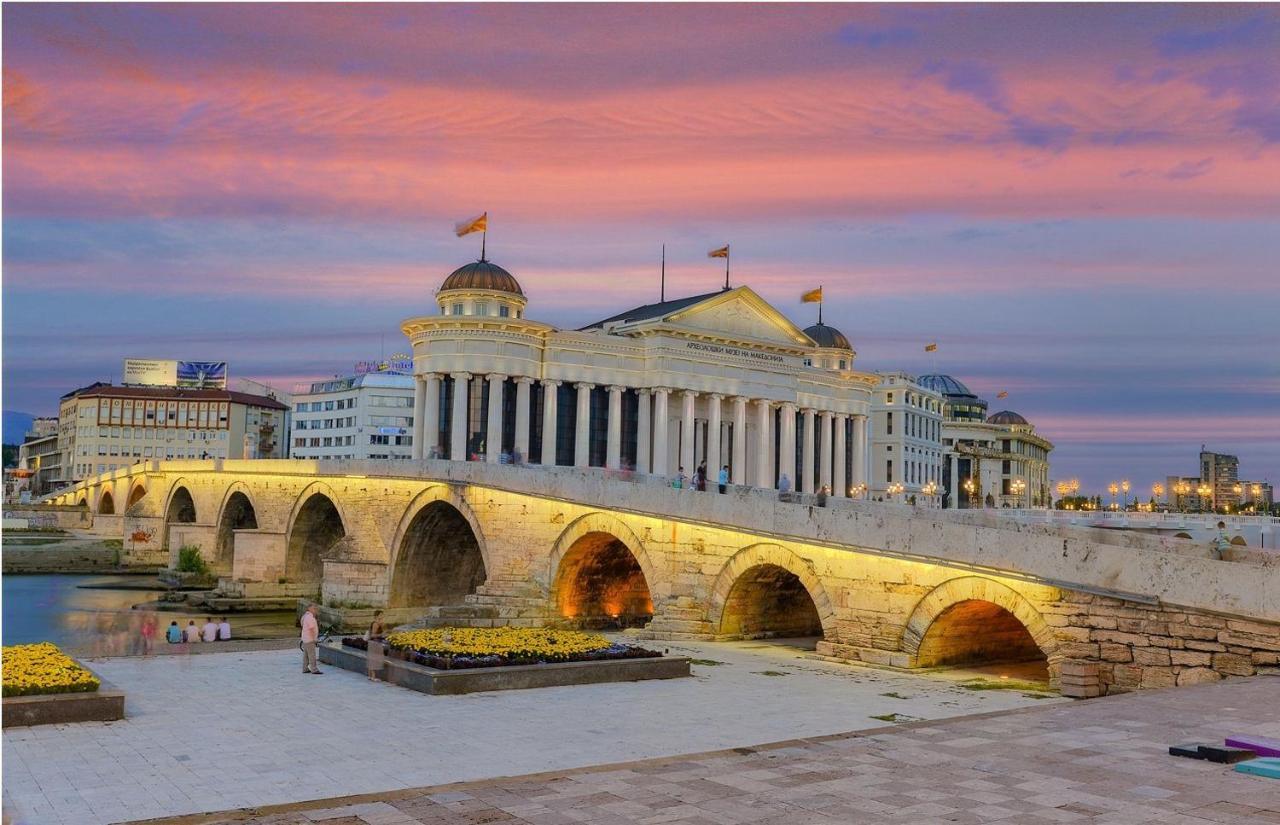 Tea'S Apartment, Skopje City - Centre Eksteriør billede